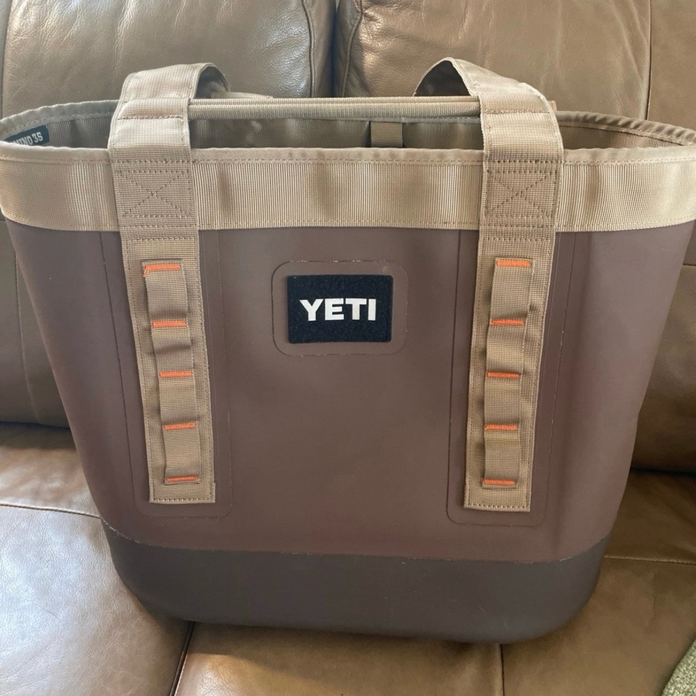 Yeti Camino 35